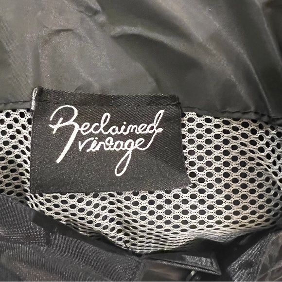 RECLAIMED VINTAGE 100% POLYESTER Maxi Length Raincoat Size M/L VIP Graphic - Picture 11 of 15